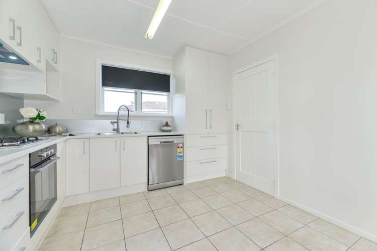 43 Margate Road Blockhouse Bay_11