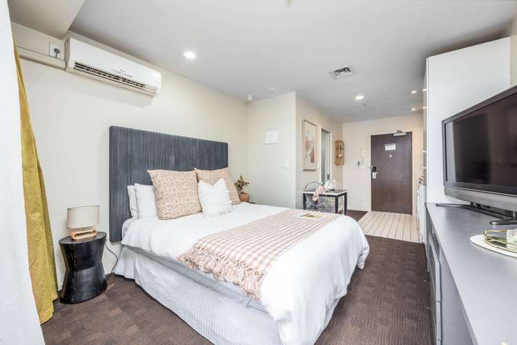 805/10 Waterloo Quadrant Auckland Central_6