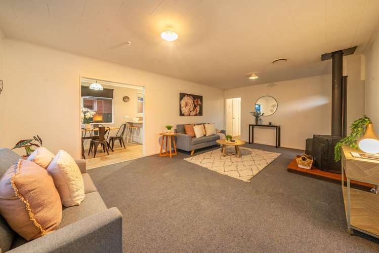 77 Pasadena Crescent Totara Park_8