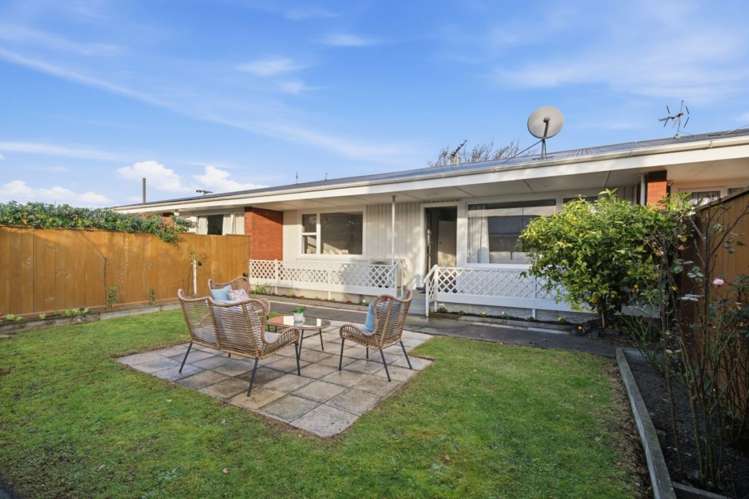3/7A Curletts Road_0