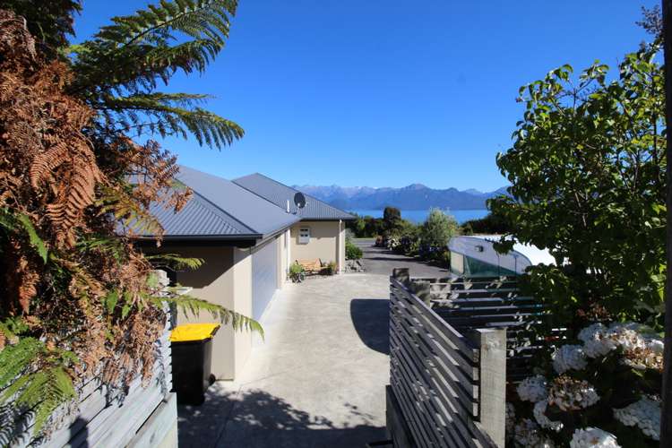 30 Cathedral Drive Manapouri_26