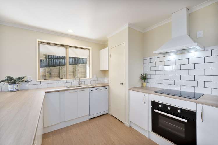 7 Xena Way Henderson_2