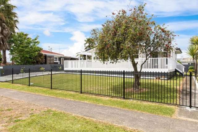 8 Drive Pickering Avenue Manurewa_2