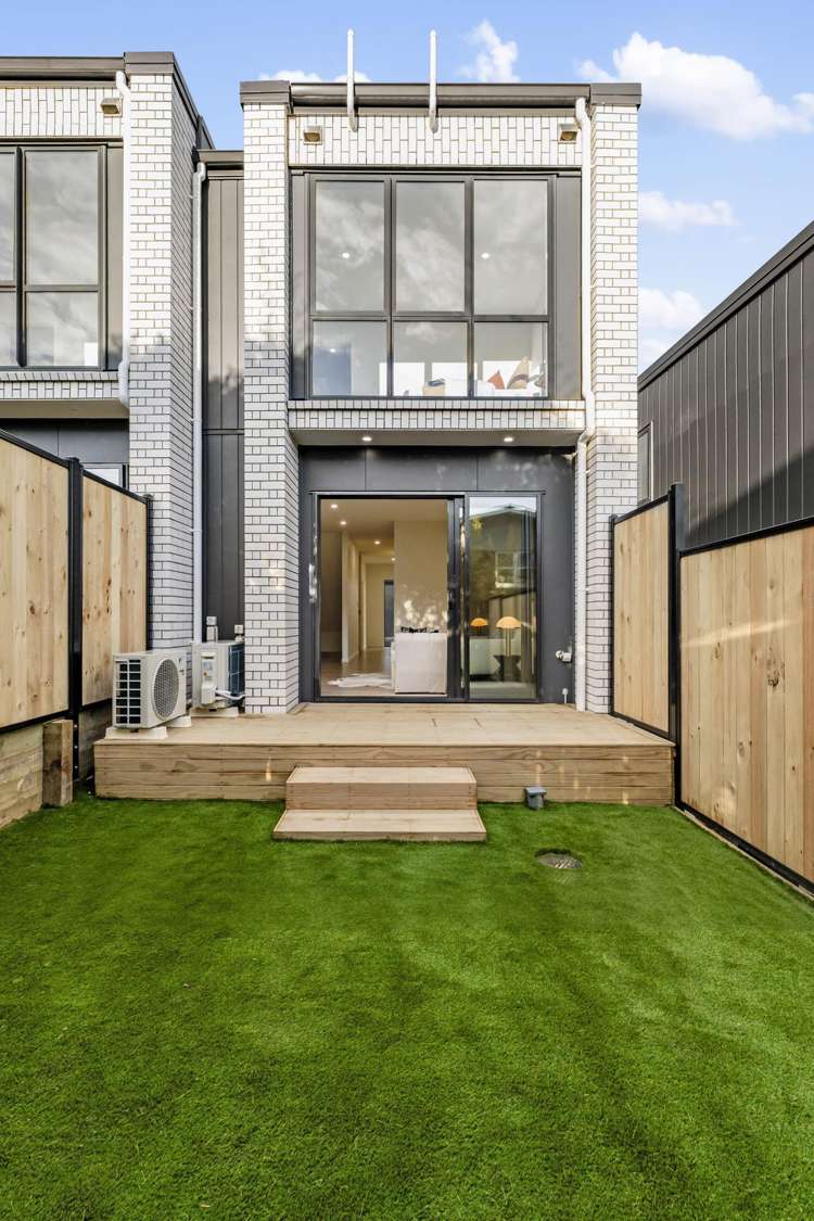 2/36 Thatcher Street Mission Bay_15