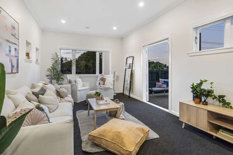 1/49 Russell Road Manurewa_4