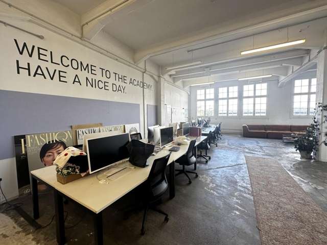 High Stud Character Office