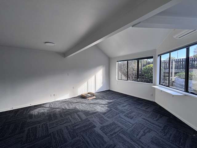 Unit 8/37 Moore Street Howick_4