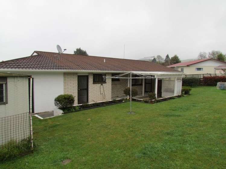 4 Pickett Place Waihi_21