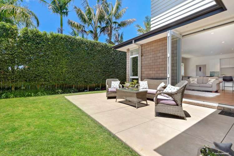 227 Beach Road Campbells Bay_16