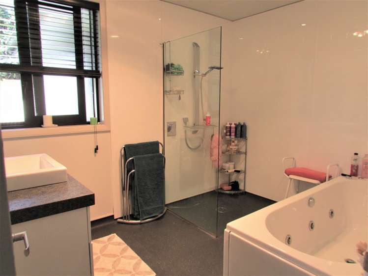 65 Crampton Road Reefton_12