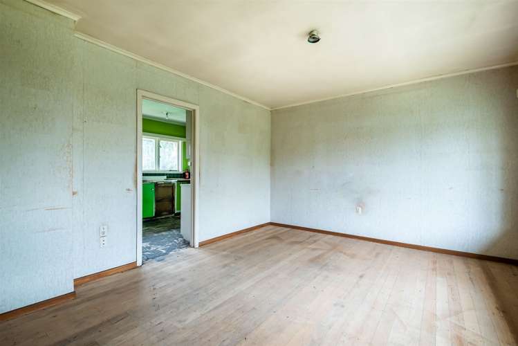 2/300 Lake Road Hauraki_6