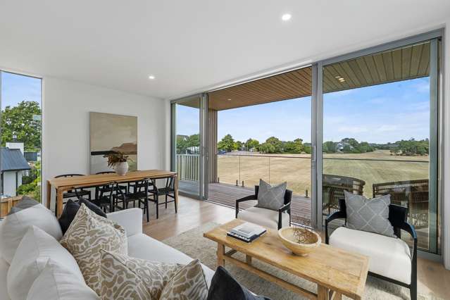 1/2 Gunwelloe Lane Burwood_1