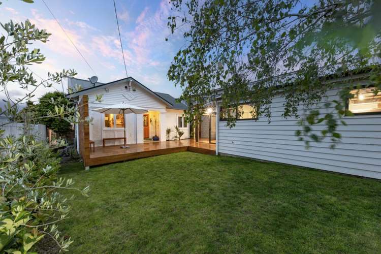 23 Archibald Road Kelston_17
