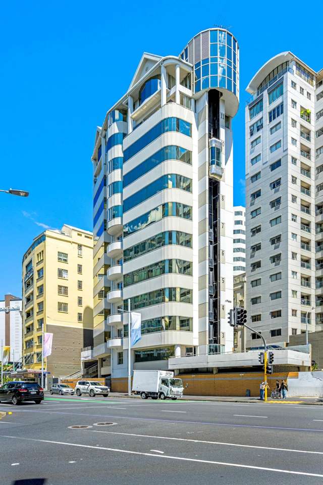  BRITOMART OFFICE FLOOR - MOTIVATED VENDOR