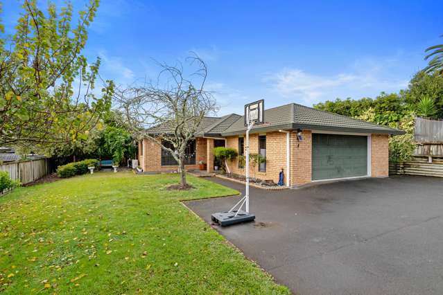 18 Caversham Drive Rototuna_1