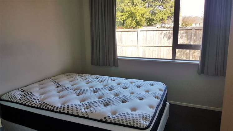 9 Dufek Crescent Wigram_0