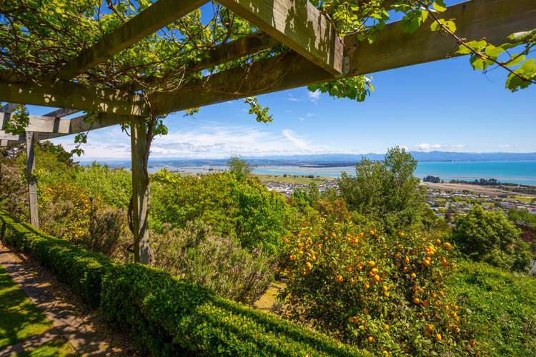 332 Princes Drive Britannia Heights_7