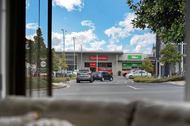 4 Phar Lap Crescent Takanini_14