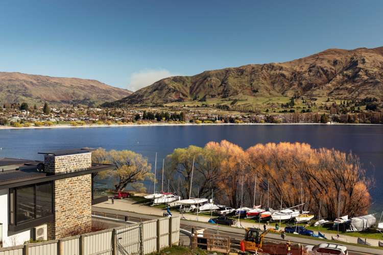 137 Lakeside Road Wanaka_3