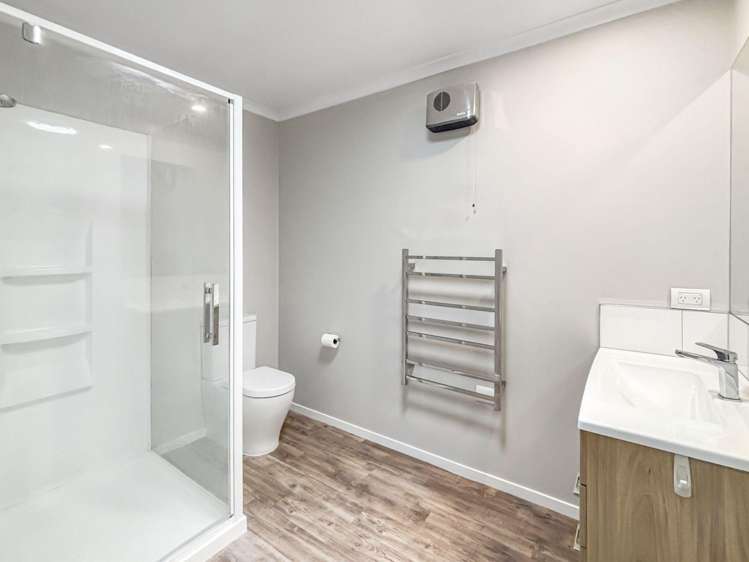 18 Crohane Pl Addington_12