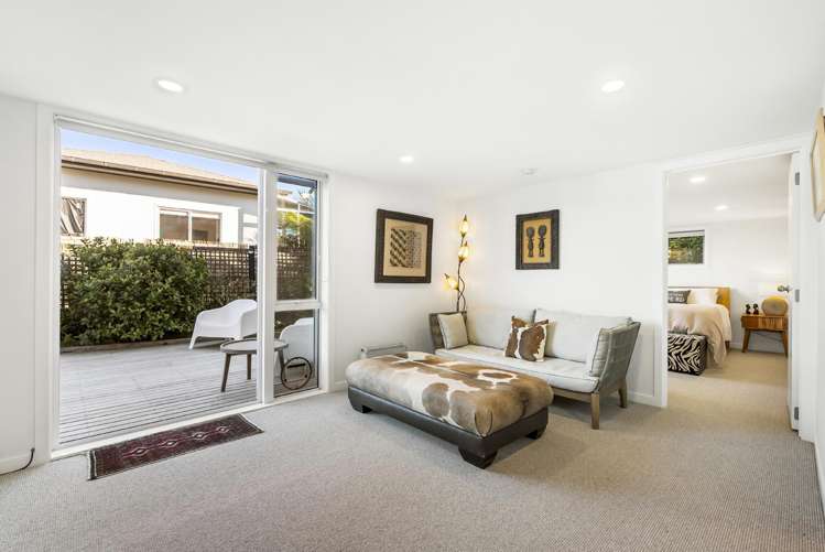 104 Beach Road Castor Bay_16