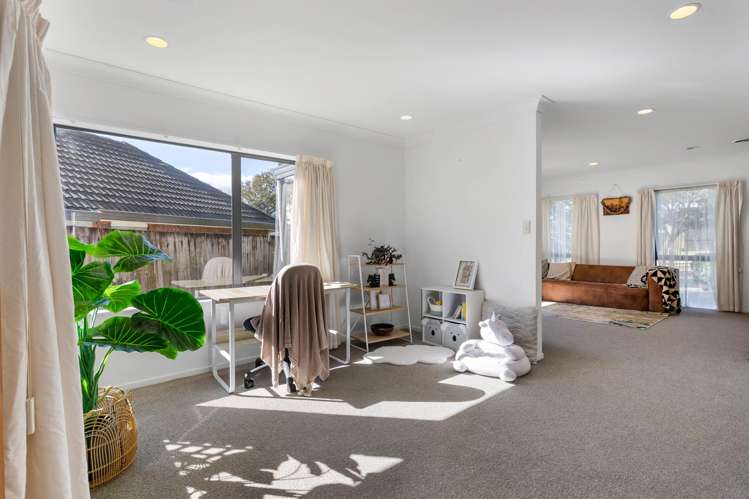 6 Linicro Place Wattle Downs_4