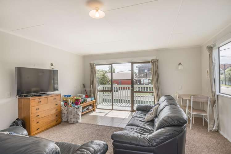 36 Anaru Street Raumati Beach_13