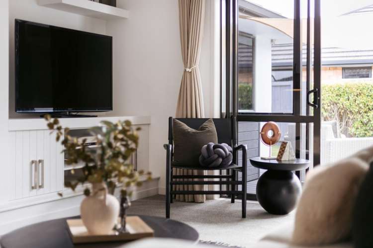 14 Glenmonarch Place Pyes Pa_15