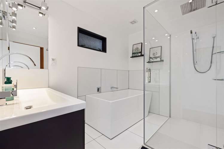 1a Foster Terrace Lyttelton_16