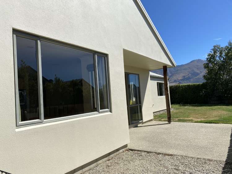 81a Kings Drive Wanaka_14