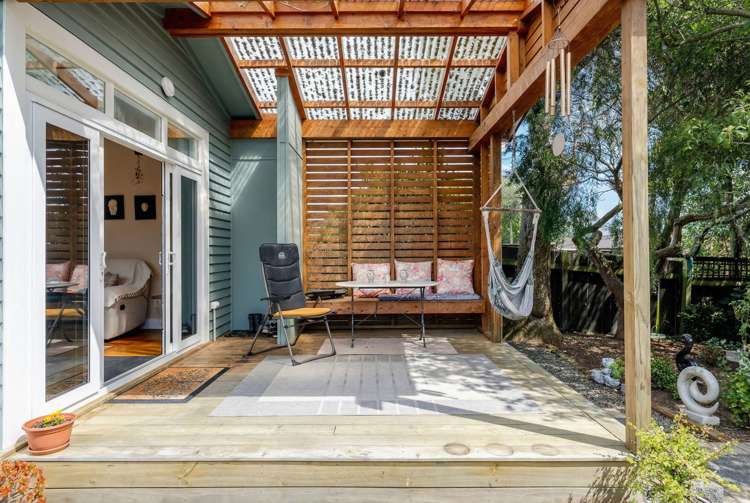 40 Shamrock Street Takaro_18