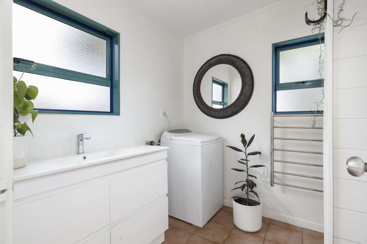 43 Pinedale Crescent Riversdale Beach_8