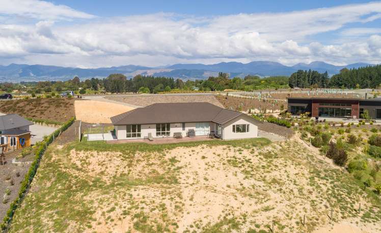 12 Mount Arthur View Redwood Valley_24