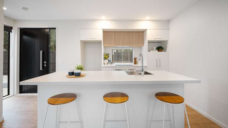 4/9 Bolton Avenue 10222_2