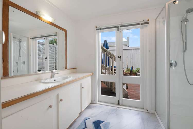 4 Turnbull Road Narrow Neck_17