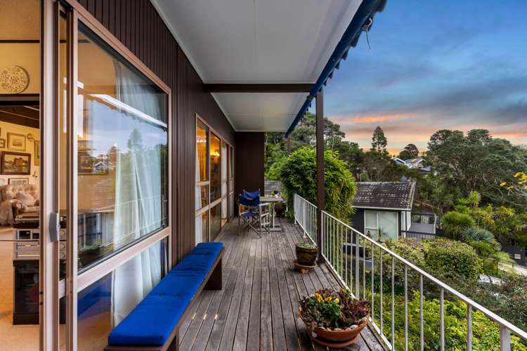 18 Surville Place Mairangi Bay_23