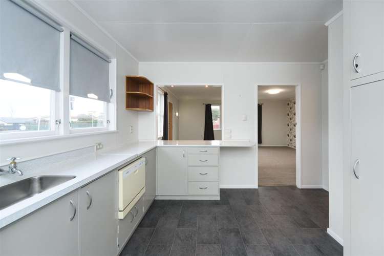 66 High Street Marton_12