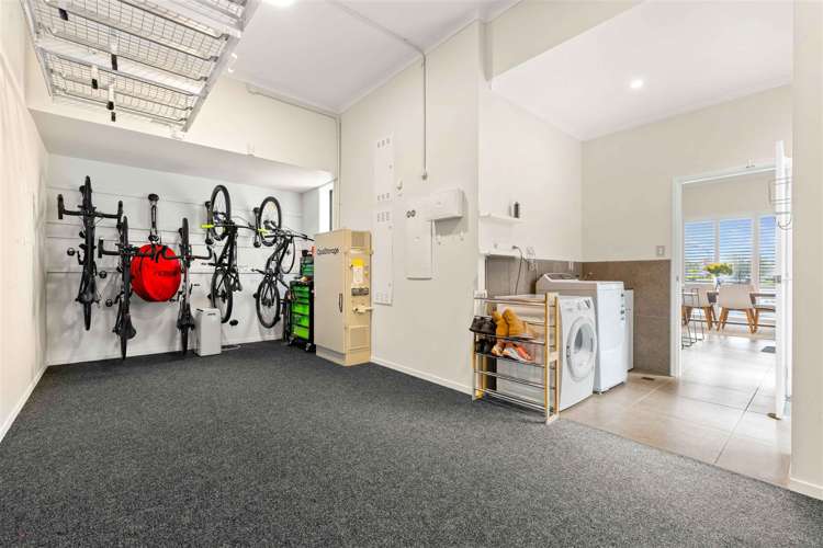 72 Squadron Drive Hobsonville_11