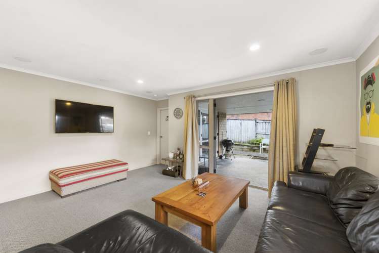 17 Hawkridge Rise Huntington_9