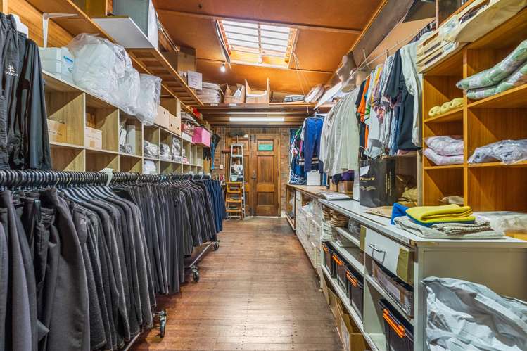 296 Broadway Marton_10