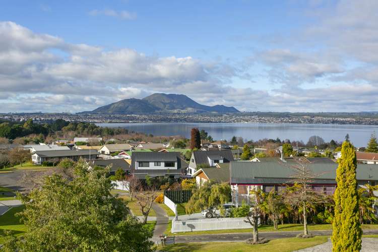 15 Cherry Lane Acacia Bay_4