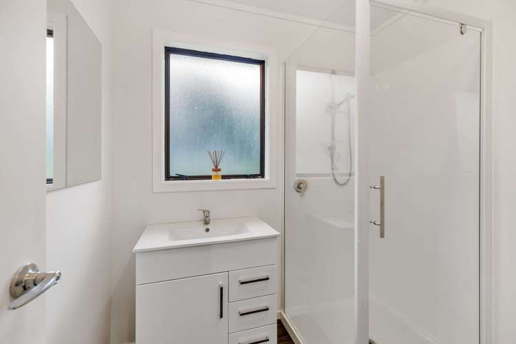 6 Kirkcaldie Grove Levin_17