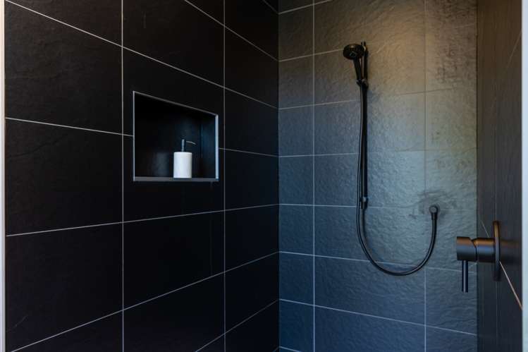 1424 Queen Charlotte Drive Anakiwa and Surrounds_14