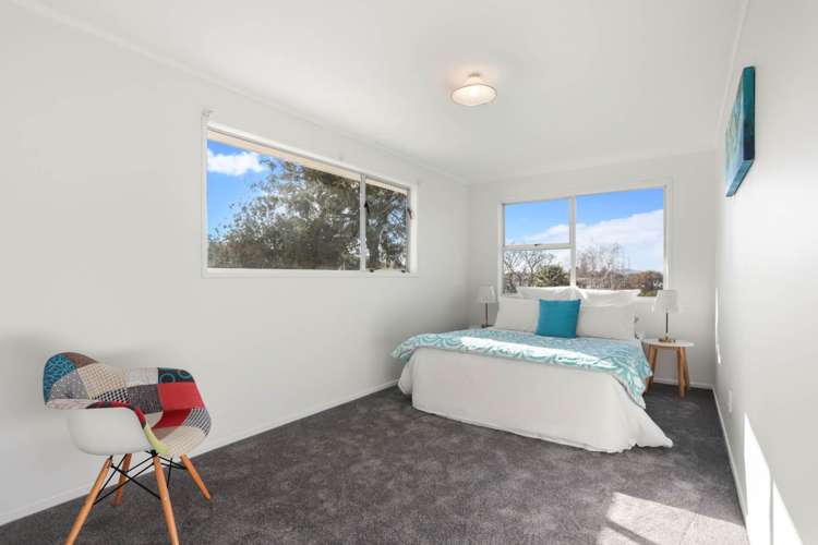 15 Karo Place Glendene_8