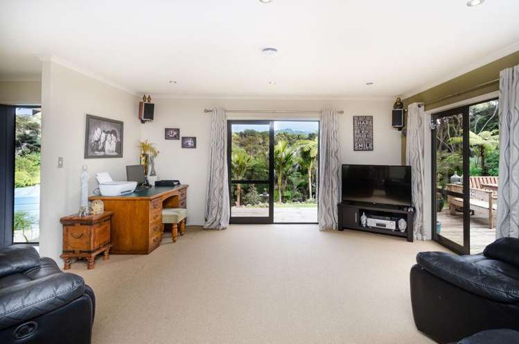 125 Stoney Creek Drive Waitakere_5