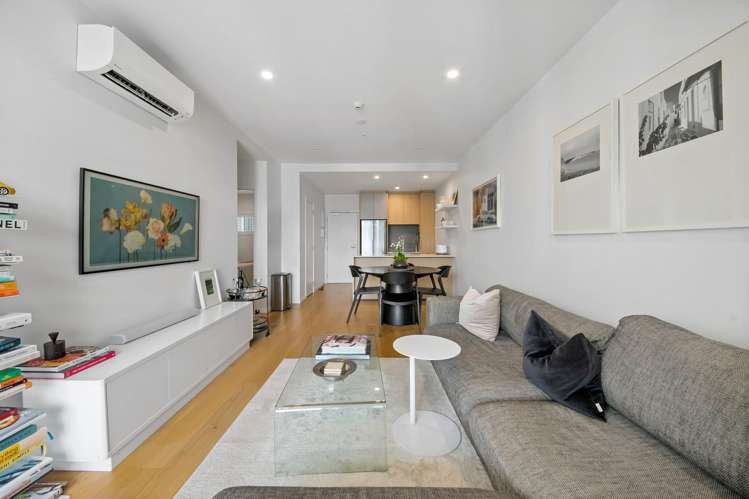 402/9 Madeira Lane Grafton_7