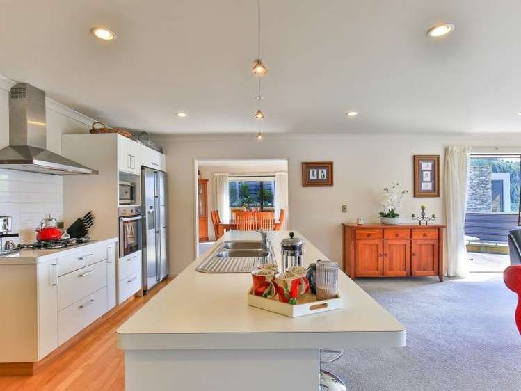 14 Harbour View Heights Picton_6