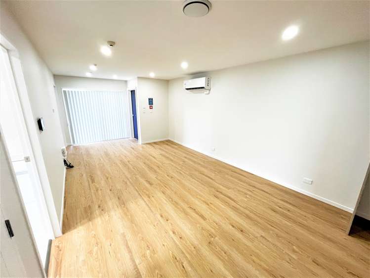 G02/3 Beaumonts Way Manurewa_3