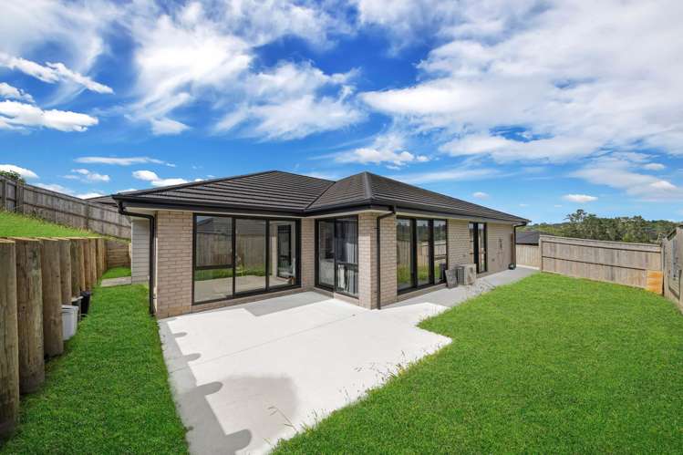 36 LEATHEM CRESCENT Pokeno_16