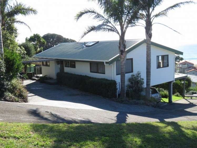 139 Bambury Place Onemana_4